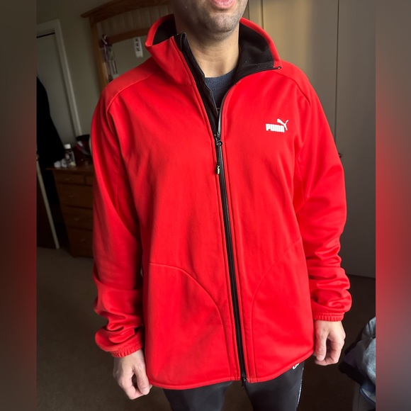Red puma light jacket / zip up - Picture 4 of 13